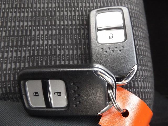 HONDA FIT 13G F PACKAGE FINE EDITION