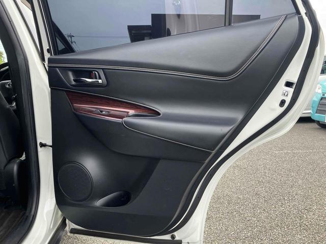 TOYOTA HARRIER PREMIUM