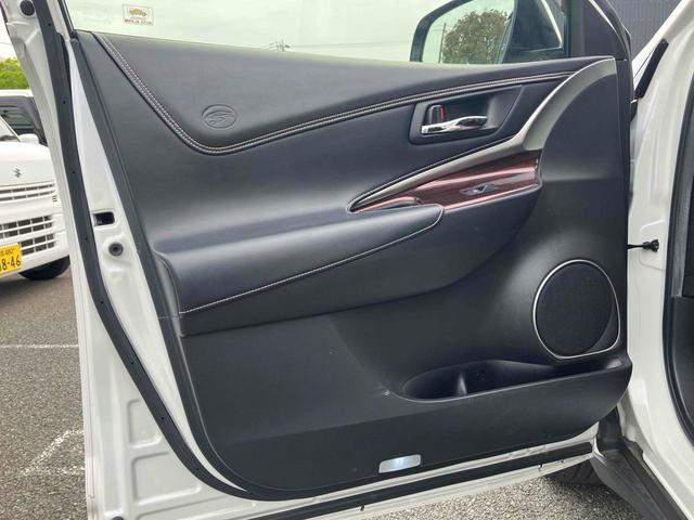 TOYOTA HARRIER PREMIUM