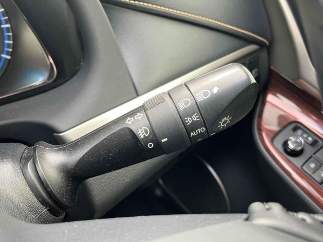 TOYOTA HARRIER PREMIUM