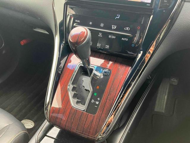 TOYOTA HARRIER PREMIUM