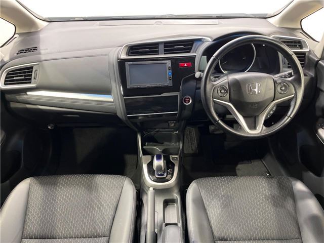 HONDA FIT HYBRID L