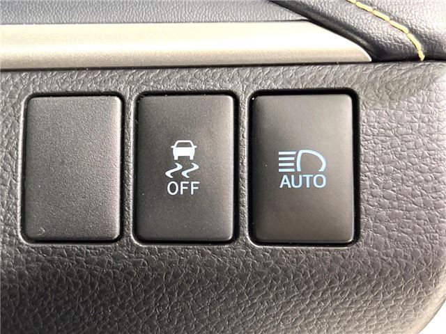 TOYOTA HARRIER PREMIUM