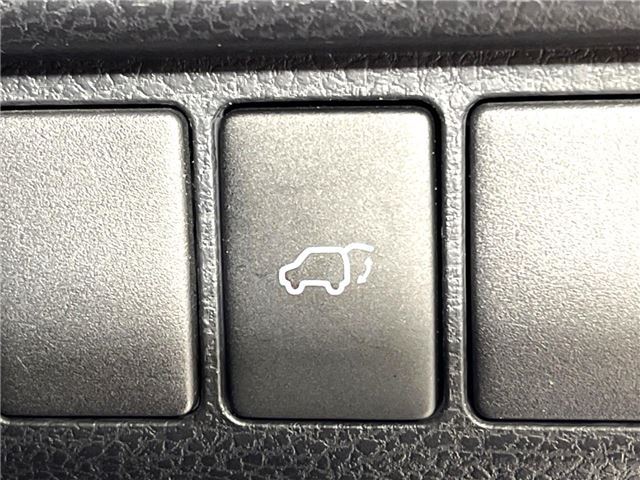 TOYOTA HARRIER PREMIUM