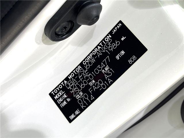 TOYOTA HARRIER PREMIUM