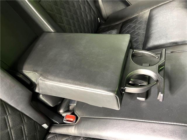 TOYOTA HARRIER PREMIUM