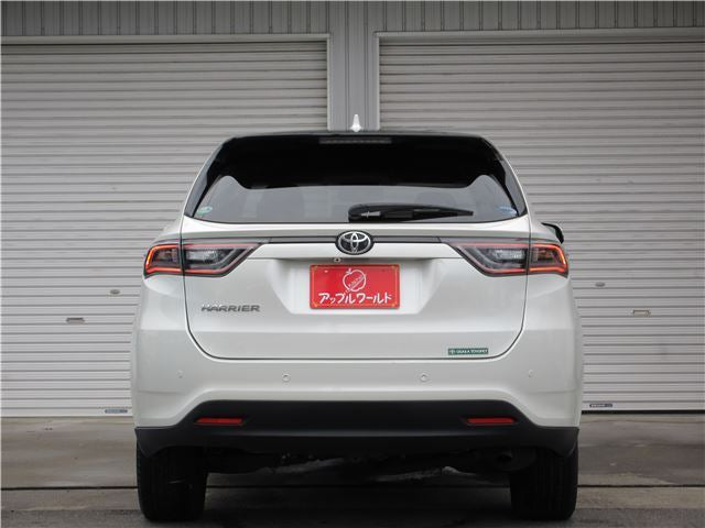 TOYOTA HARRIER PREMIUM