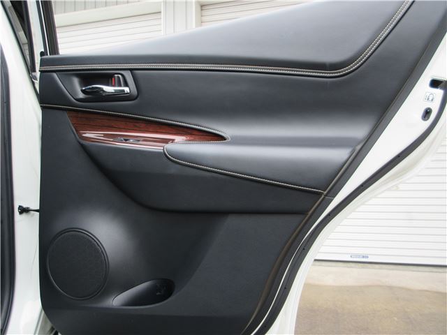 TOYOTA HARRIER PREMIUM