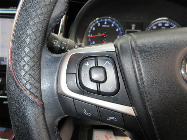 TOYOTA HARRIER PREMIUM