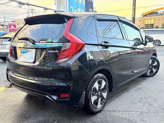 HONDA FIT HYBRID L