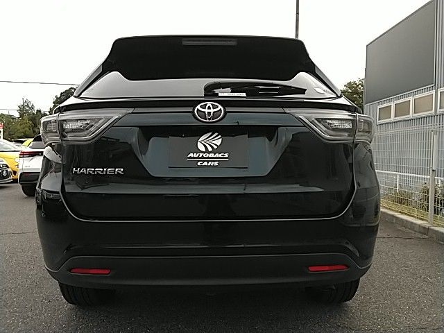 TOYOTA HARRIER PREMIUM