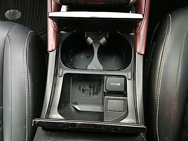 TOYOTA HARRIER PREMIUM