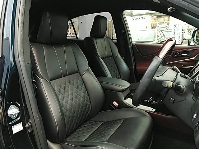 TOYOTA HARRIER PREMIUM