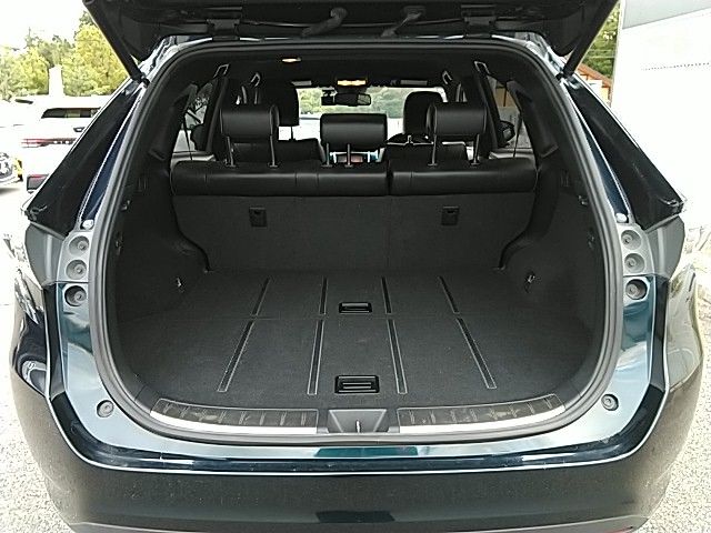 TOYOTA HARRIER PREMIUM