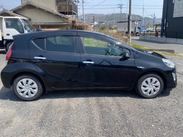 TOYOTA AQUA S STYLE BLACK