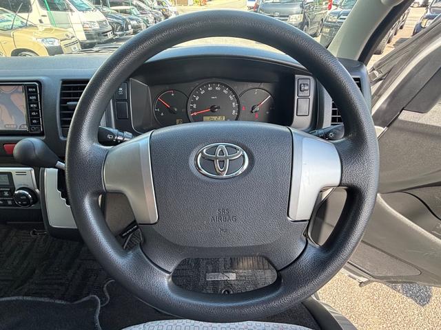 TOYOTA HIACE COMMUTER SUPER LONG GL