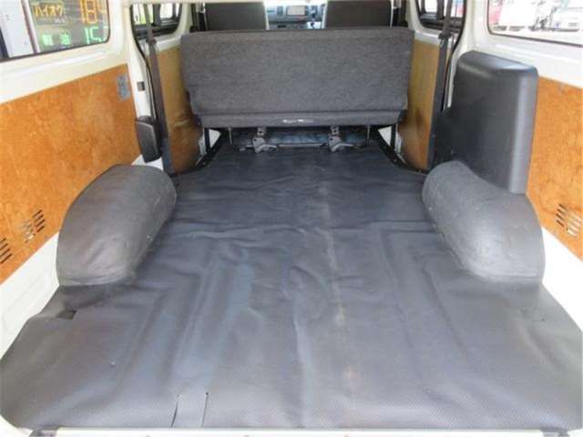 TOYOTA HIACE VAN LONG DX