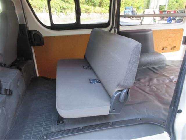 TOYOTA HIACE VAN LONG DX