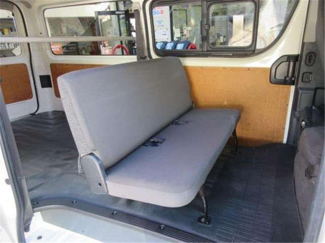 TOYOTA HIACE VAN LONG DX