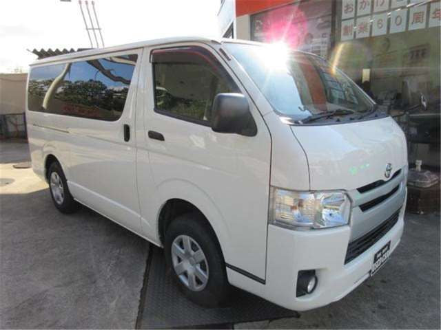 TOYOTA HIACE VAN LONG DX