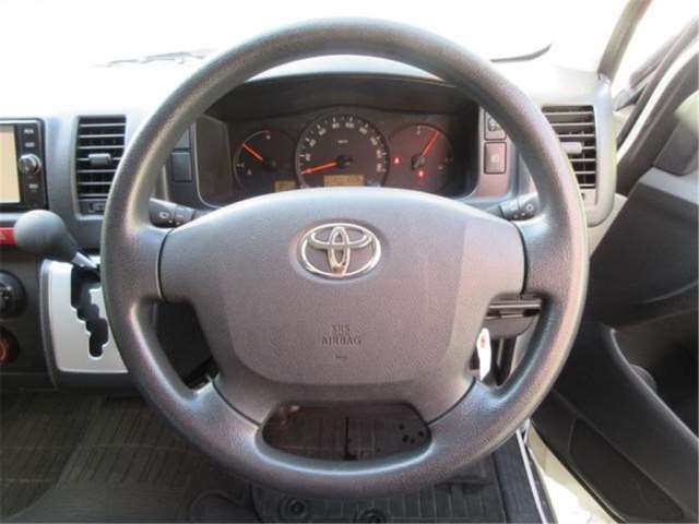 TOYOTA HIACE VAN LONG DX