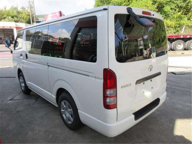 TOYOTA HIACE VAN LONG DX