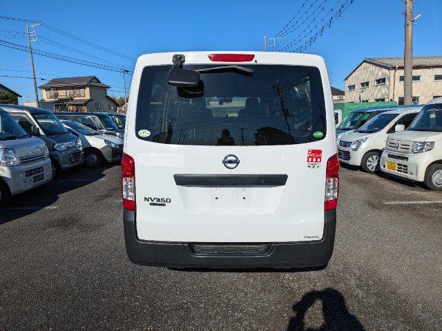 NISSAN NV350 CARAVAN DX
