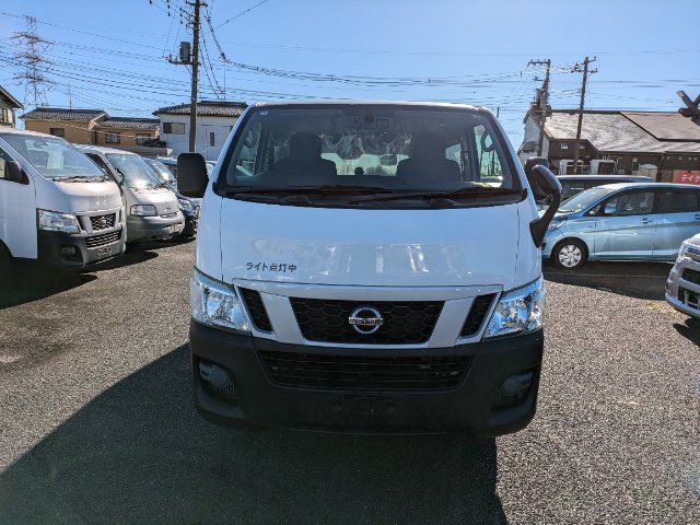 NISSAN NV350 CARAVAN DX