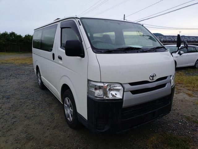 TOYOTA HIACE VAN DX