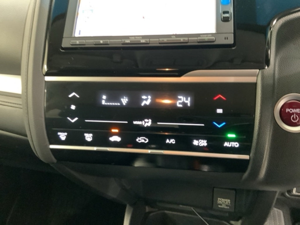 HONDA FIT HYBRID 1.5 F