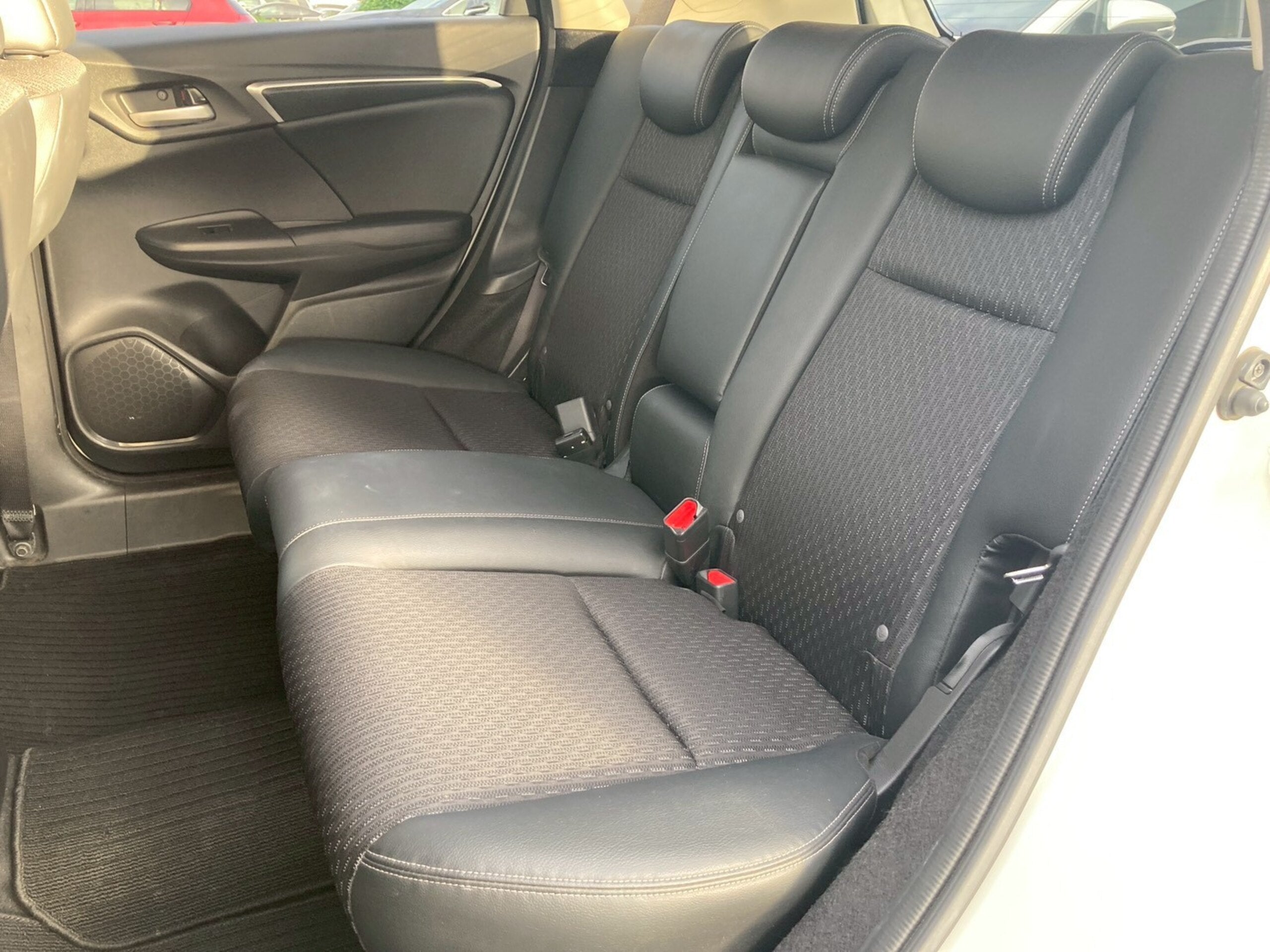 HONDA FIT HYBRID 1.5 L