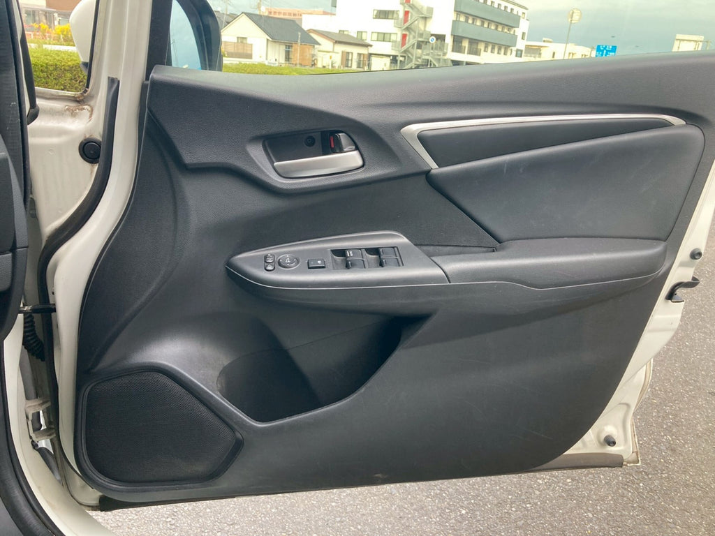 HONDA FIT HYBRID 1.5 L