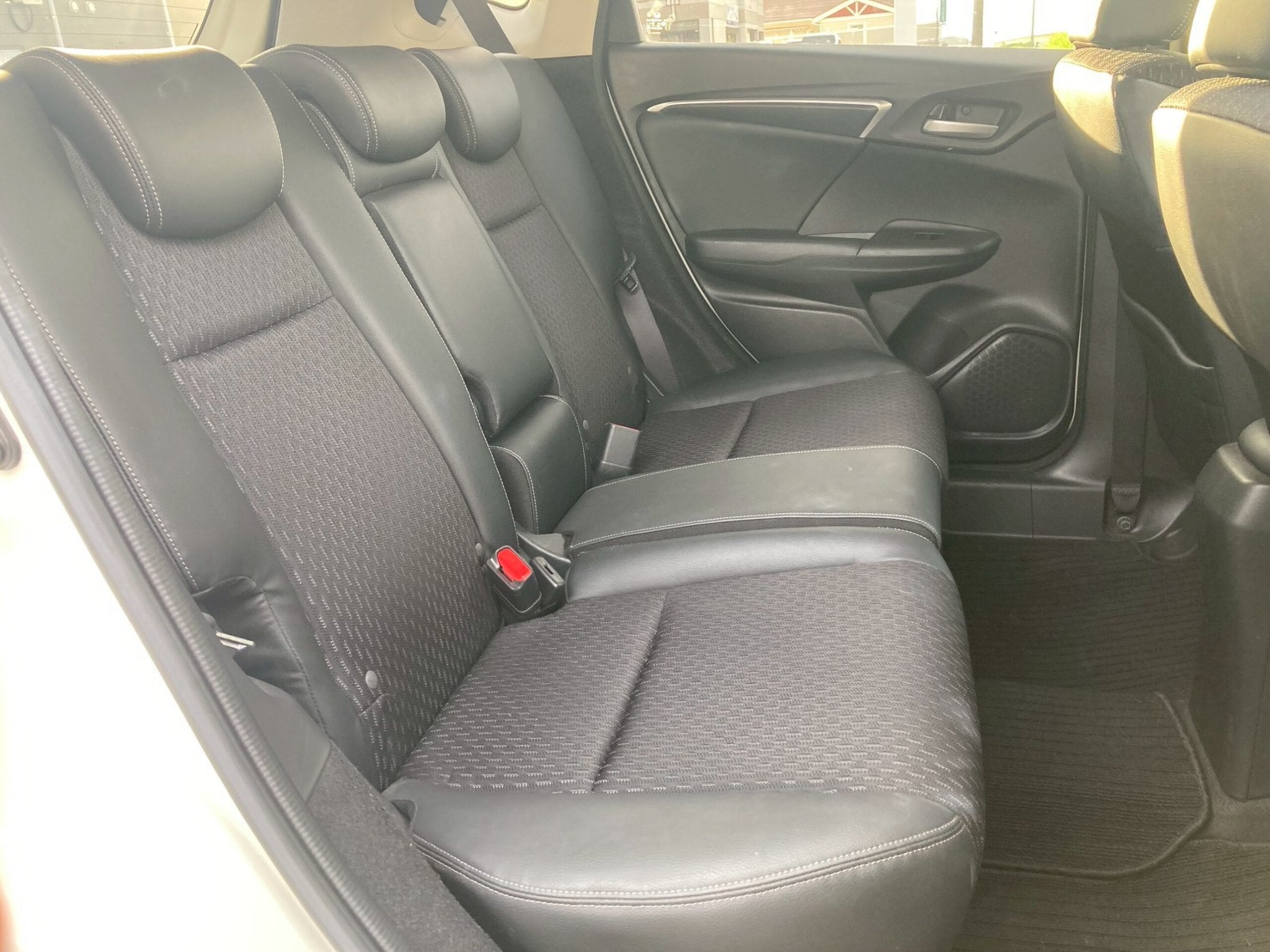 HONDA FIT HYBRID 1.5 L